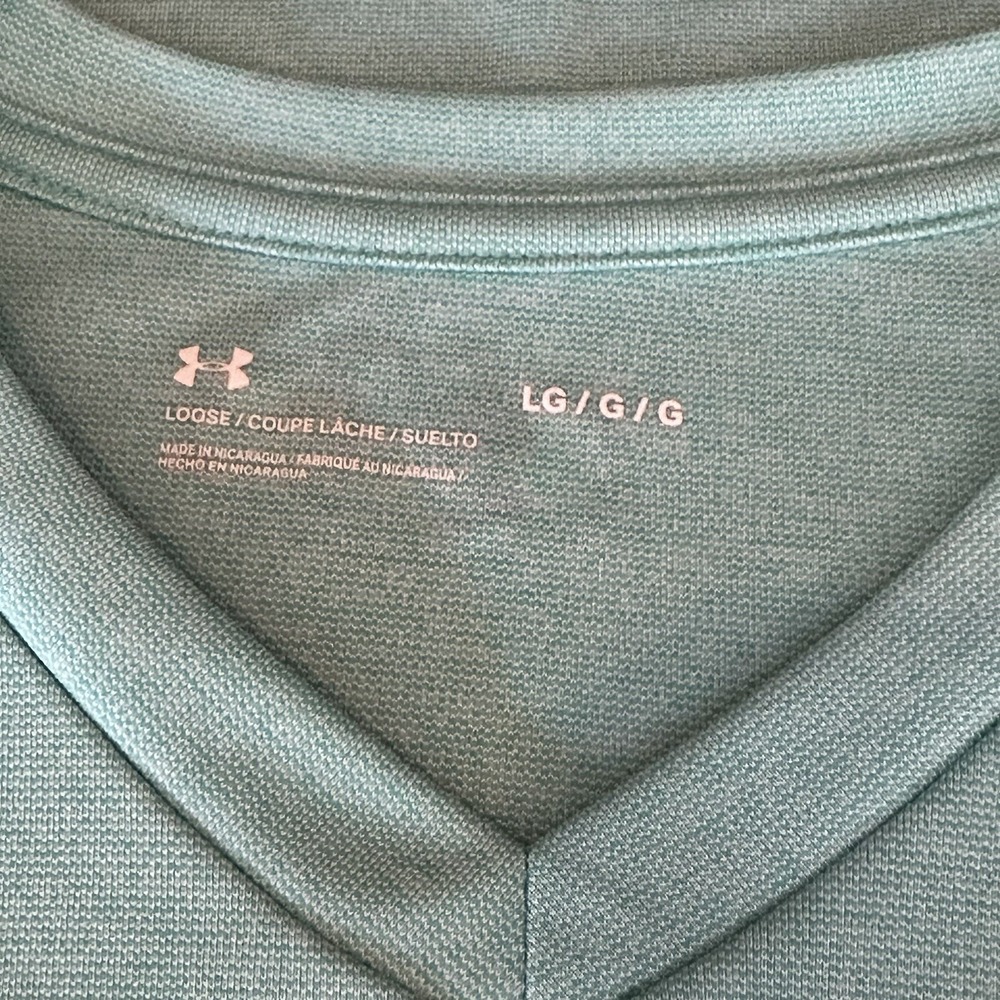 Under Armour Womens Large Green Loose Fit Short Sleeve V Neck Polyester Shirt - Picture 8 of 11